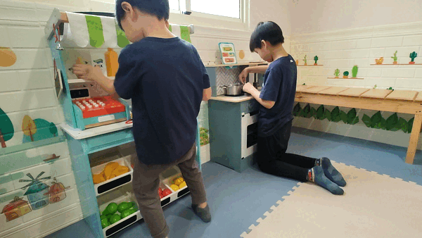 室內兒童廚具組動態展示